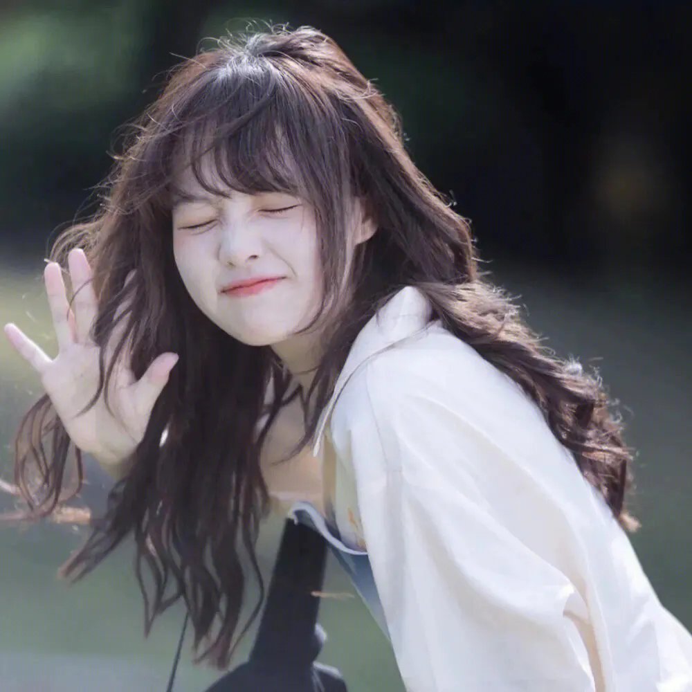 看我几分像从前